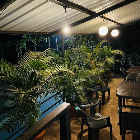 Vickys Guest House Malvan Exterior photo